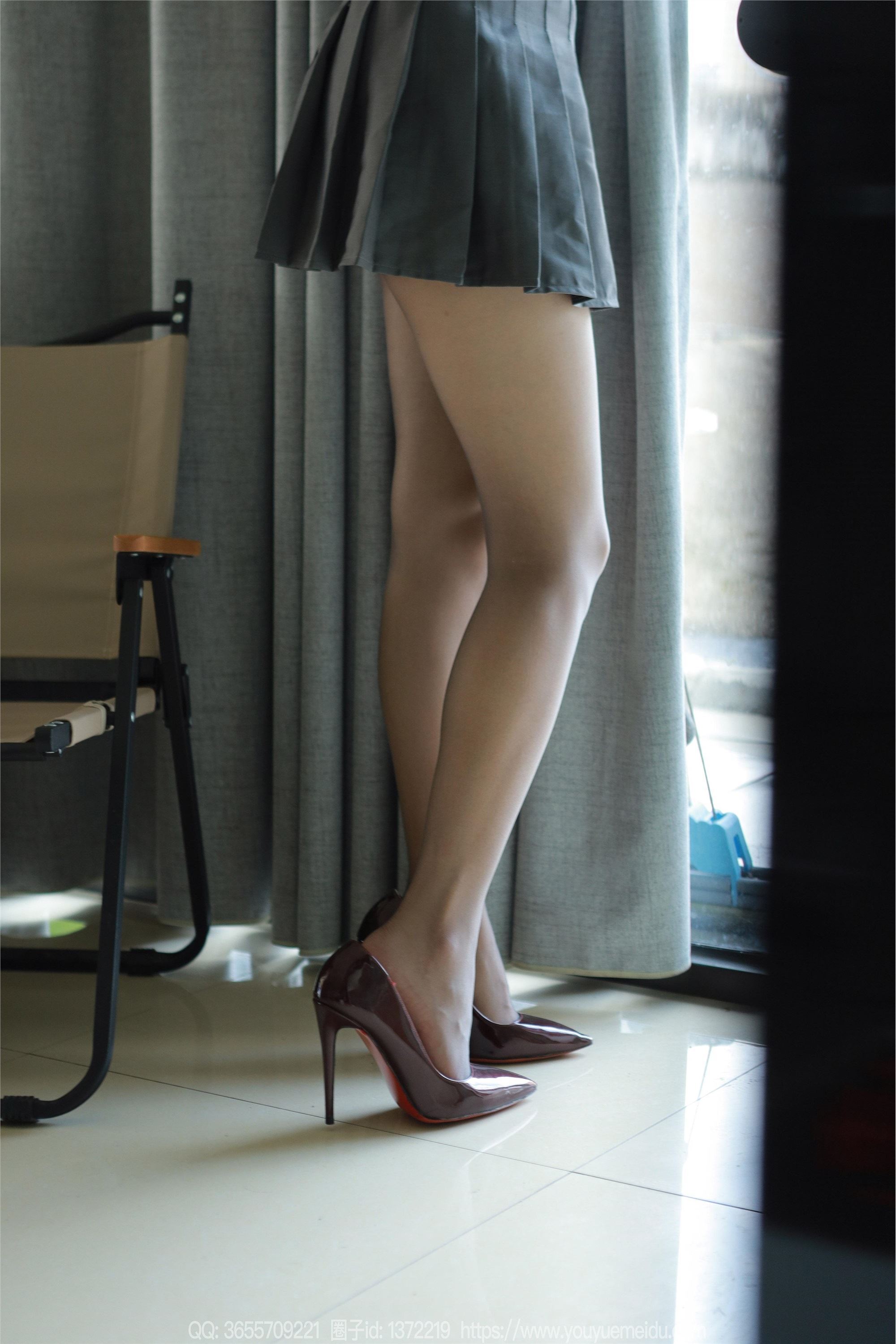 IESS异思趣向  2023.10.05 丝享家 1551 婉萍《爱看书的女人》